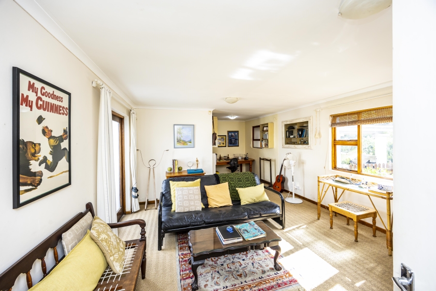 4 Bedroom Property for Sale in Bonza Bay Eastern Cape